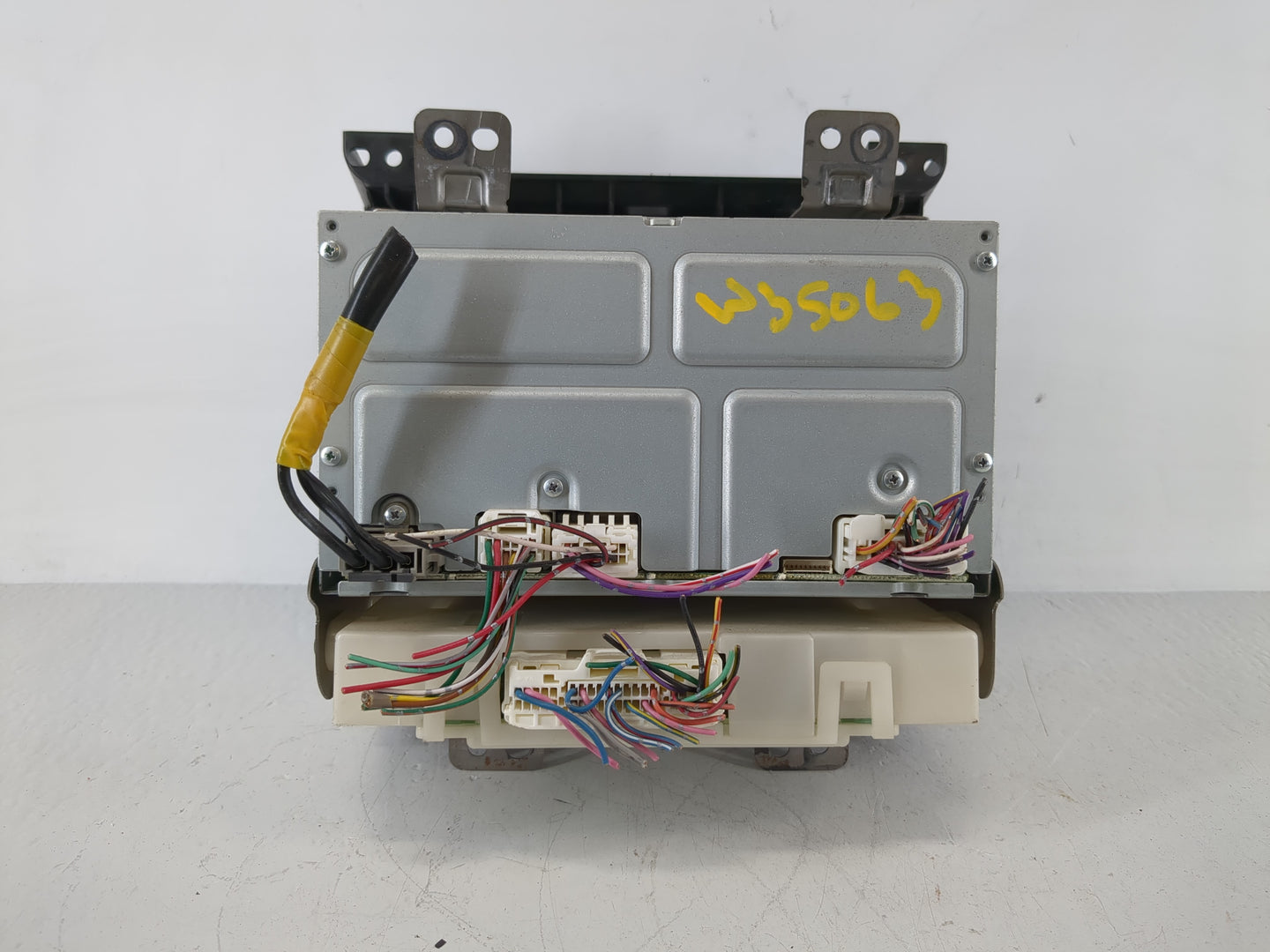 2010 Nissan Maxima Radio AM FM Cd Player Receiver Replacement P/N:28185 9N72B Fits OEM Used Auto Parts - Oemusedautoparts1.c