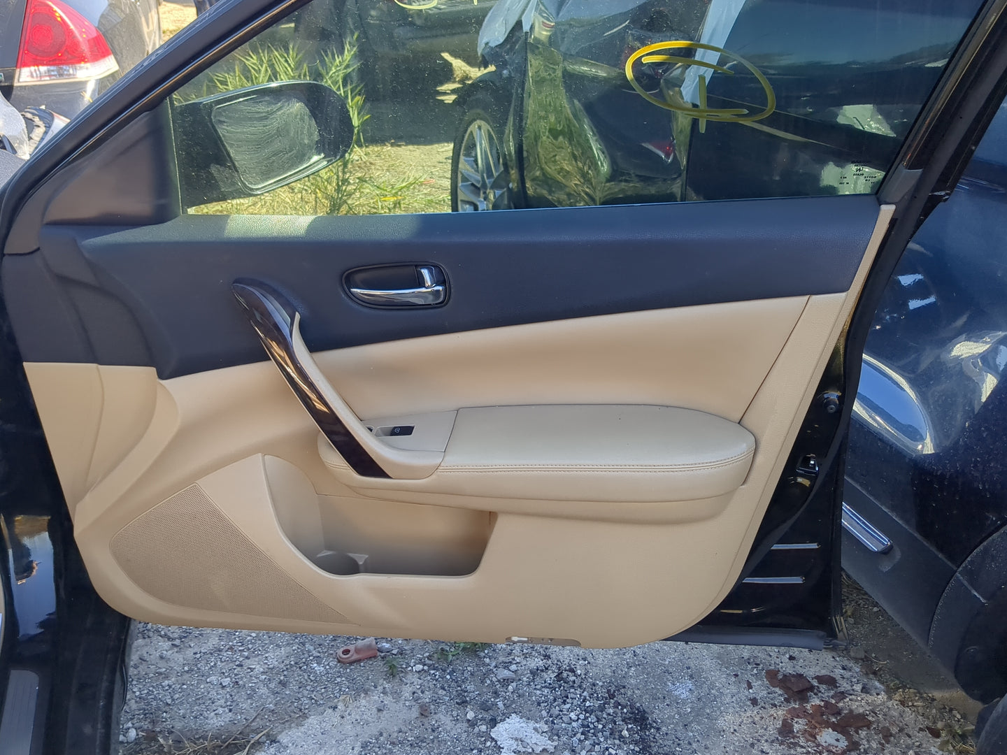 2010 Nissan Maxima Front Right Passenger Interior Door Panel Trim - Oemusedautoparts1.com