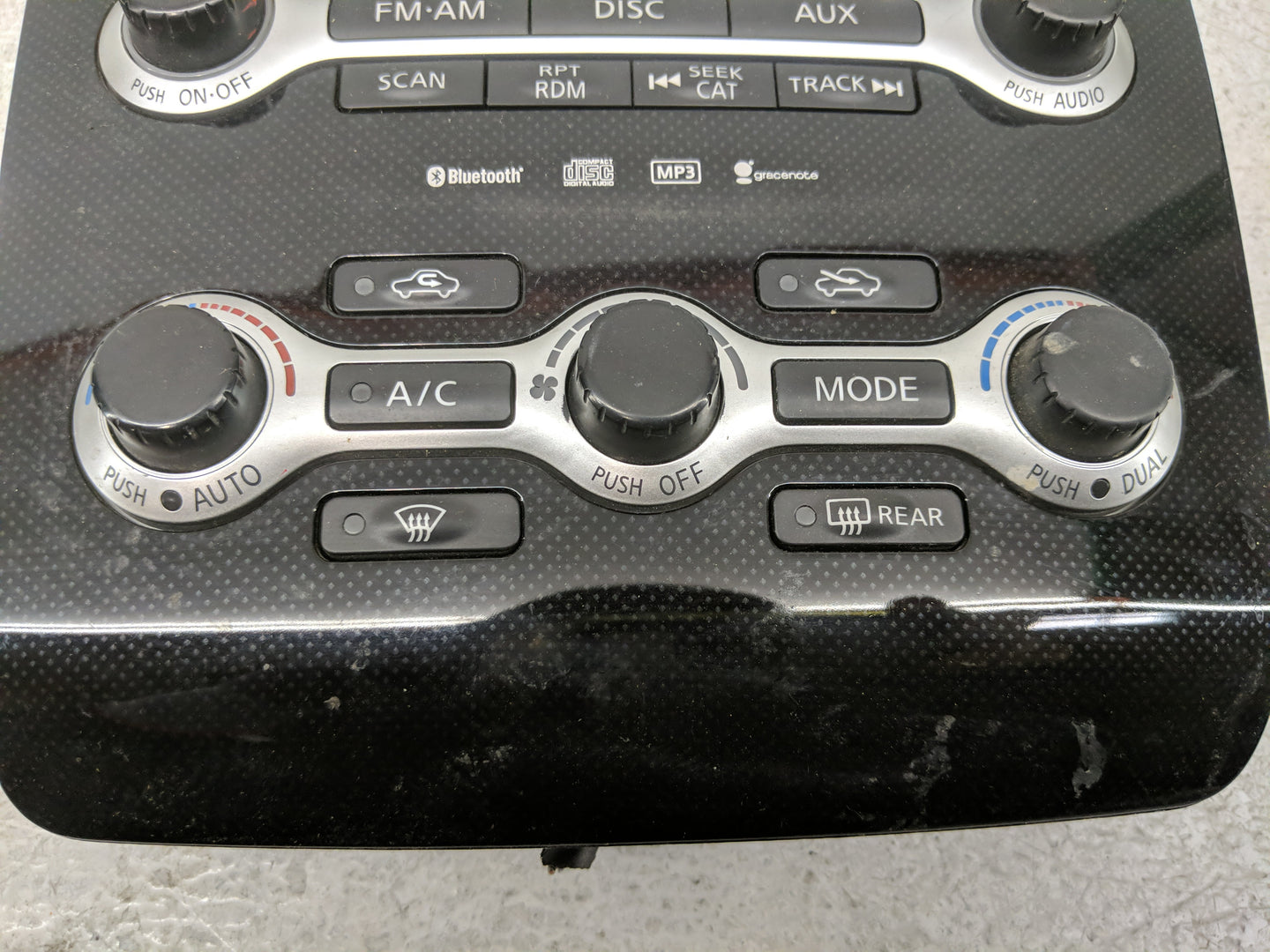 2010-2010 Nissan Maxima Radio Control Panel - Oemusedautoparts1.com