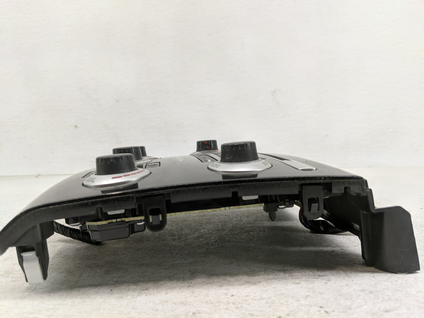 2010-2010 Nissan Maxima Radio Control Panel - Oemusedautoparts1.com