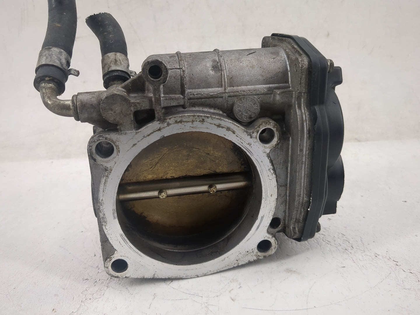 2009-2014 Nissan Maxima Throttle Body Fits Fits 2009 2010 2011 2012 2013 2014 OEM Used Auto Parts - Oemusedautoparts1.com