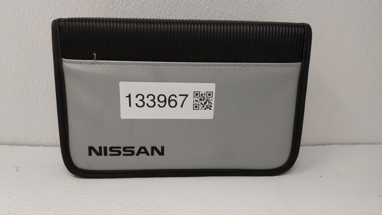 2010 Nissan Maxima Owners Manual Book Guide OEM Used Auto Parts - Oemusedautoparts1.com