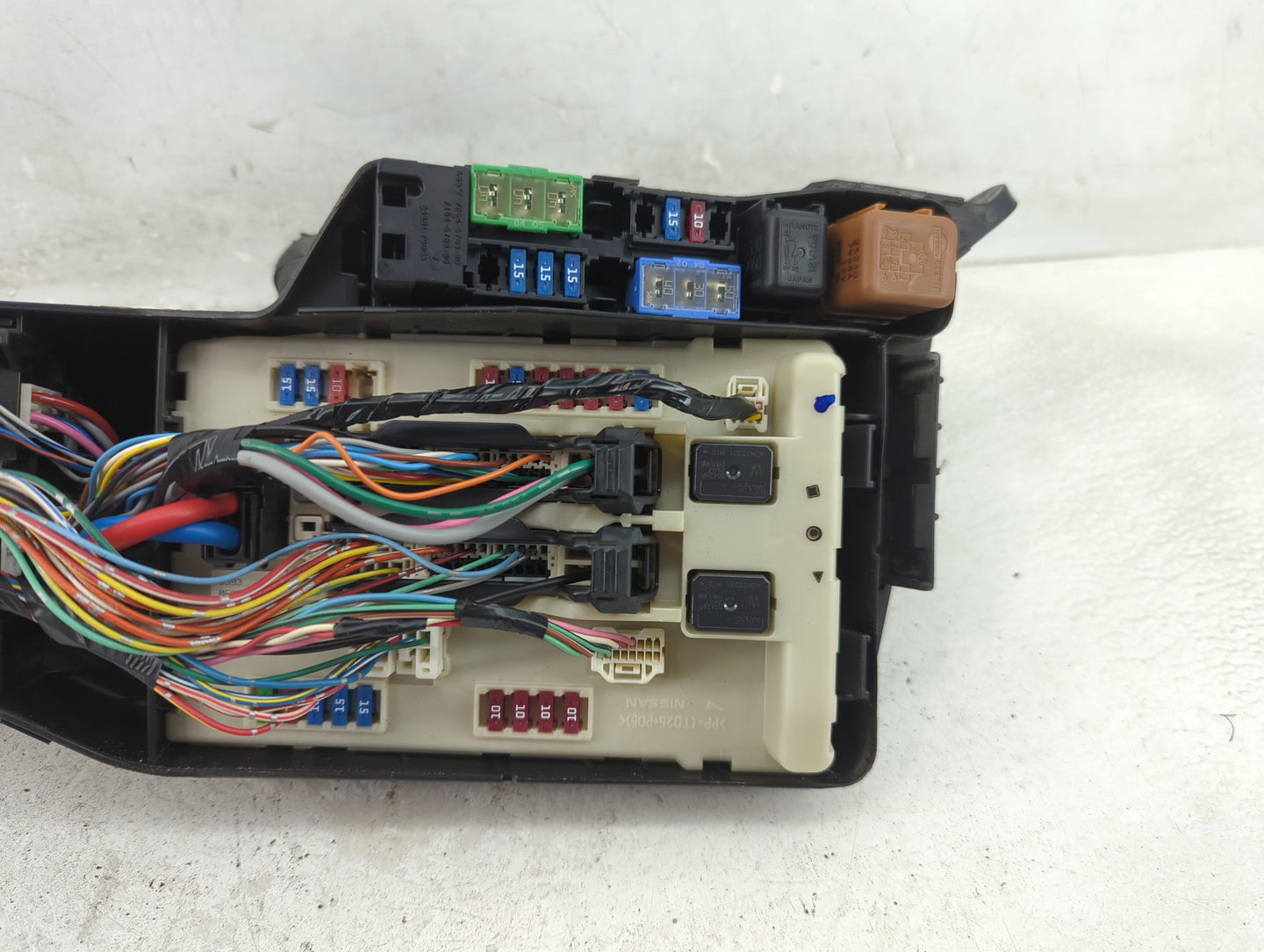 2009-2014 Nissan Maxima Fusebox Fuse Box Panel Relay Module Fits Fits 2009 2010 2011 2012 2013 2014 OEM Used Auto Parts - Oe