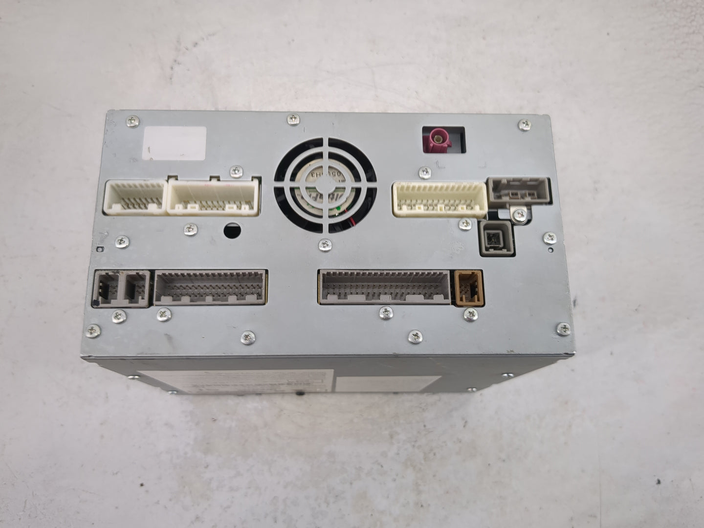 2010-2011 Nissan Maxima Radio AM FM Cd Player Receiver Replacement P/N:25915ZX74A NAU-P8404US5 Fits Fits 2010 2011 OEM Used 