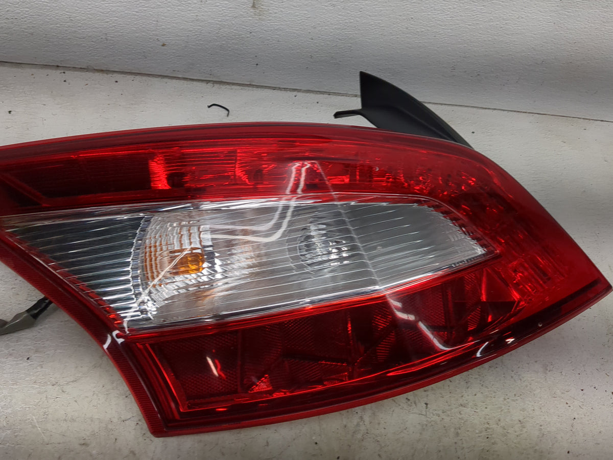 2009-2011 Nissan Maxima Tail Light Assembly Driver Left OEM P/N:P6775 Fits Fits 2009 2010 2011 OEM Used Auto Parts - Oemused