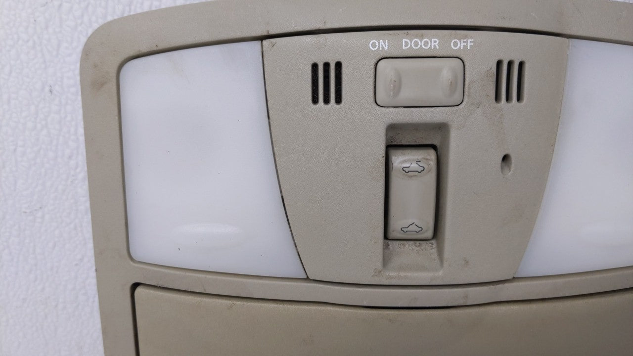2009-2010 Nissan Maxima Overhead Roof Console Interior Dome Light - Oemusedautoparts1.com
