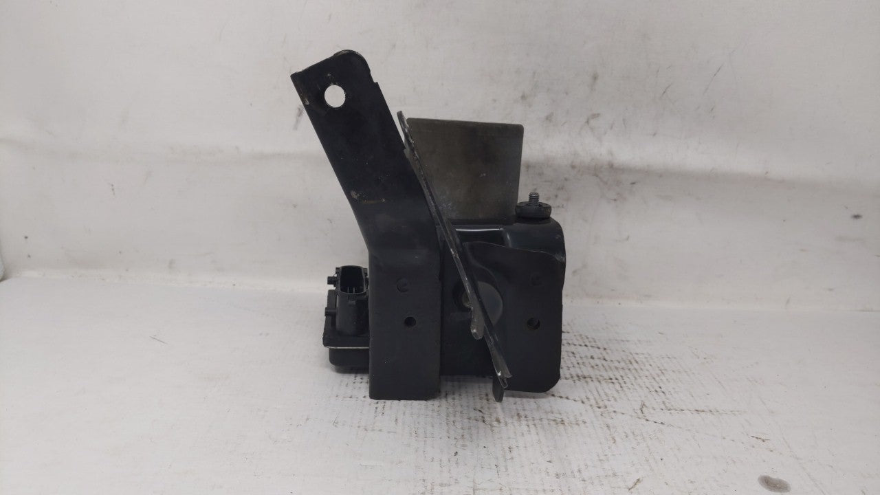 2009-2010 Nissan Maxima ABS Pump Control Module Replacement P/N:476609N00C 47660-9N00C Fits Fits 2009 2010 OEM Used Auto Par