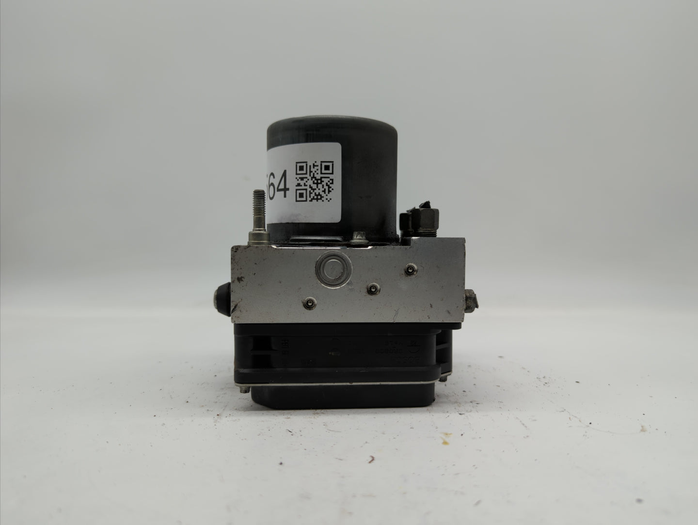 2009-2010 Nissan Maxima ABS Pump Control Module Replacement P/N:476609N00C 47660-9N00C Fits Fits 2009 2010 OEM Used Auto Par