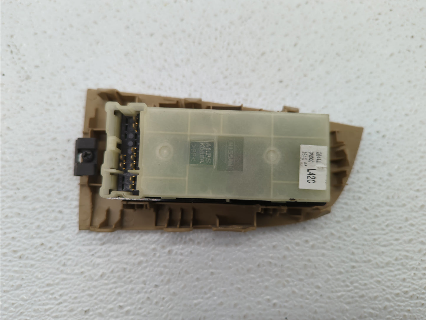 2009-2011 Nissan Maxima Passenger Right Power Window Switch - Oemusedautoparts1.com
