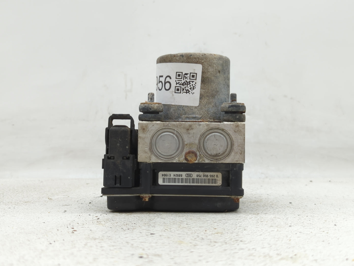 2009-2010 Nissan Maxima ABS Pump Control Module Replacement P/N:476609N00C 47660 9N00C Fits Fits 2009 2010 OEM Used Auto Par