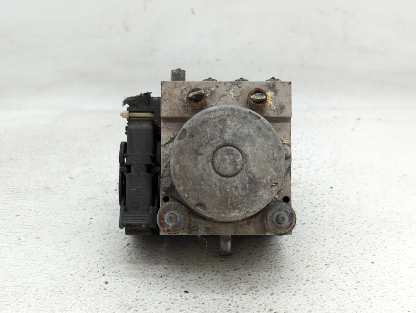 2009-2010 Nissan Maxima ABS Pump Control Module Replacement P/N:476609N00C 47660 9N00C Fits Fits 2009 2010 OEM Used Auto Par