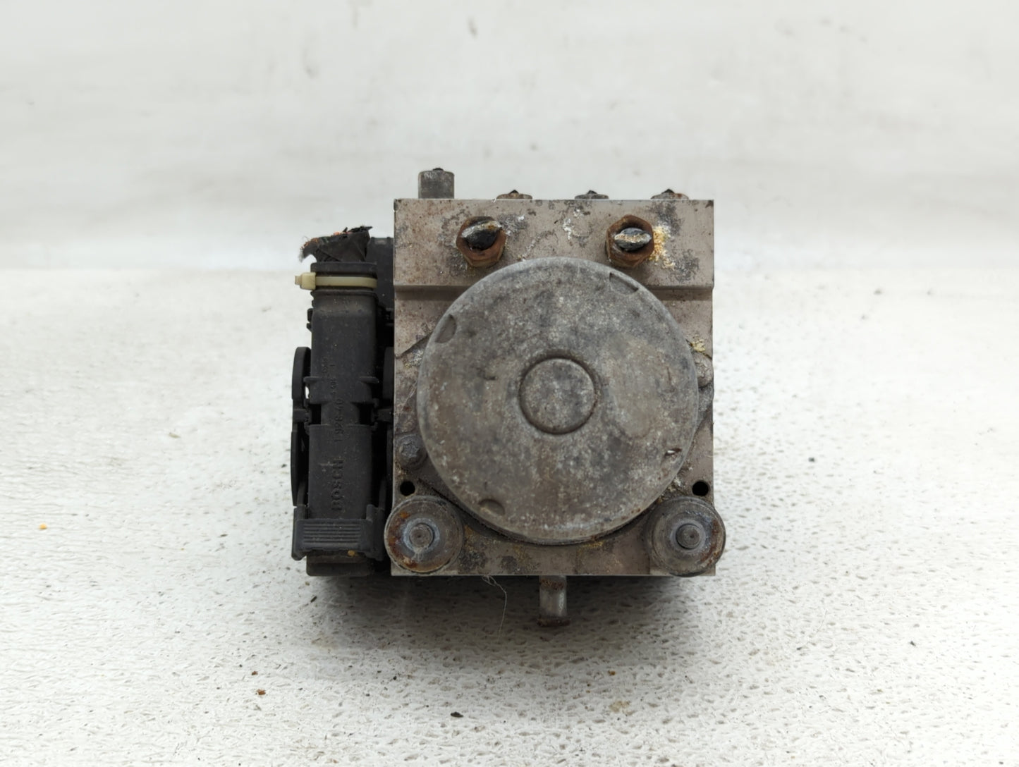 2009-2010 Nissan Maxima ABS Pump Control Module Replacement P/N:476609N00C 47660 9N00C Fits Fits 2009 2010 OEM Used Auto Par