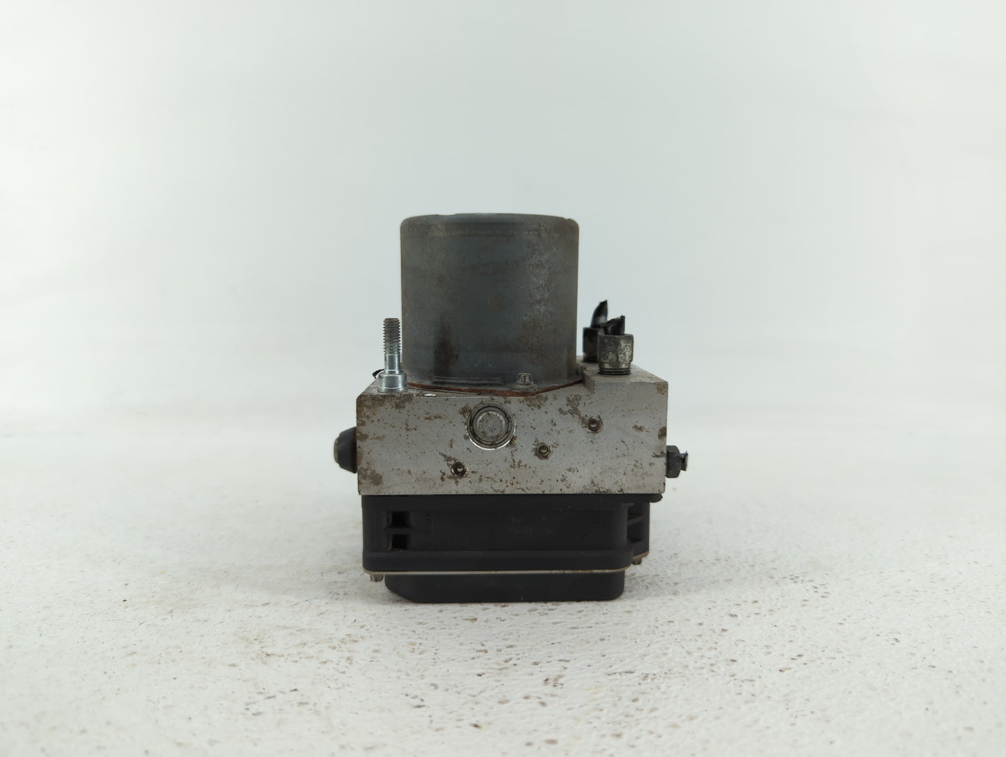 2009-2010 Nissan Maxima ABS Pump Control Module Replacement P/N:47660 9N00C 476609N00C Fits Fits 2009 2010 OEM Used Auto Par