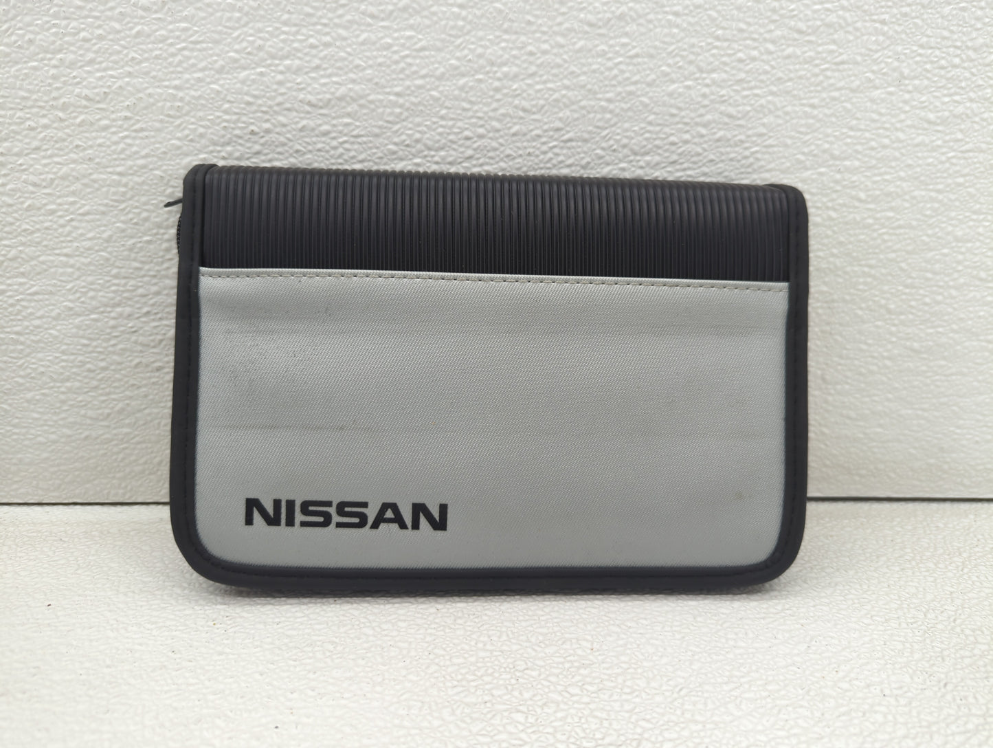 2010 Nissan Maxima Owners Manual Book Guide OEM Used Auto Parts - Oemusedautoparts1.com