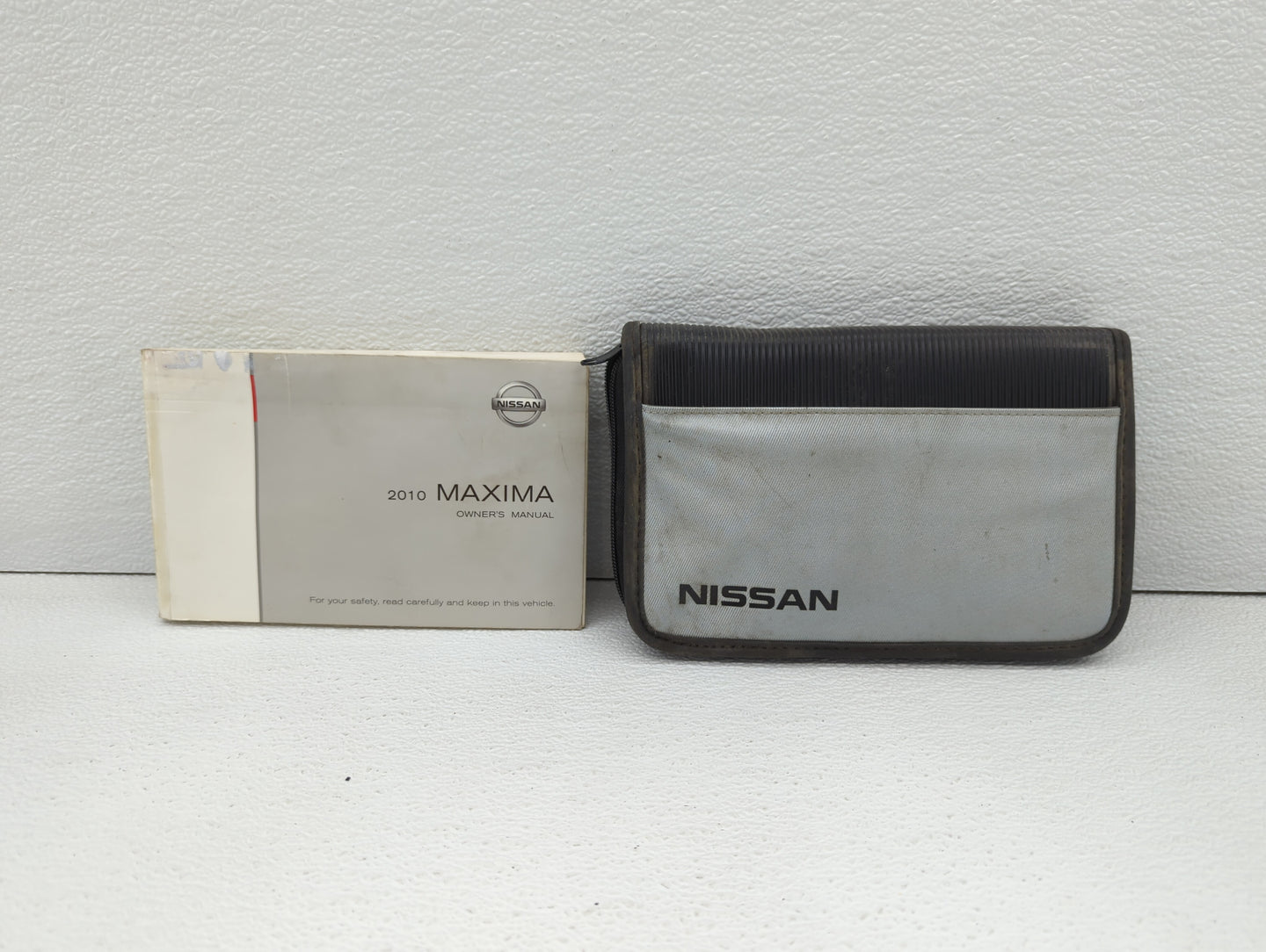 2010 Nissan Maxima Owners Manual Book Guide OEM Used Auto Parts - Oemusedautoparts1.com