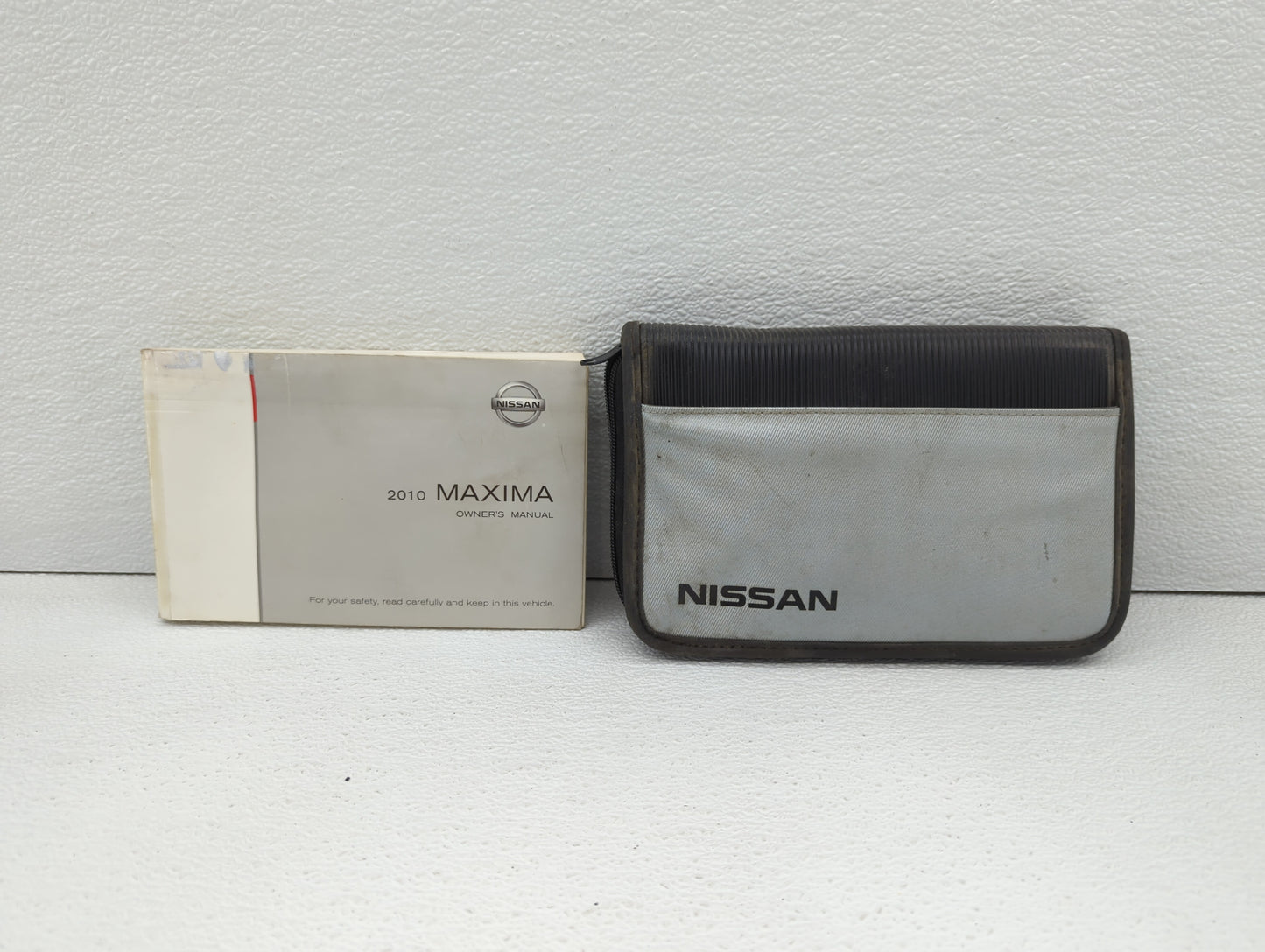 2010 Nissan Maxima Owners Manual Book Guide OEM Used Auto Parts - Oemusedautoparts1.com