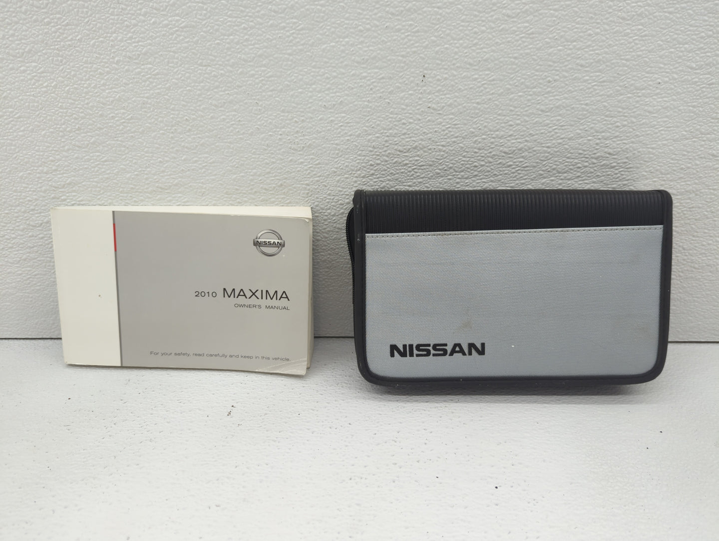 2010 Nissan Maxima Owners Manual Book Guide OEM Used Auto Parts - Oemusedautoparts1.com