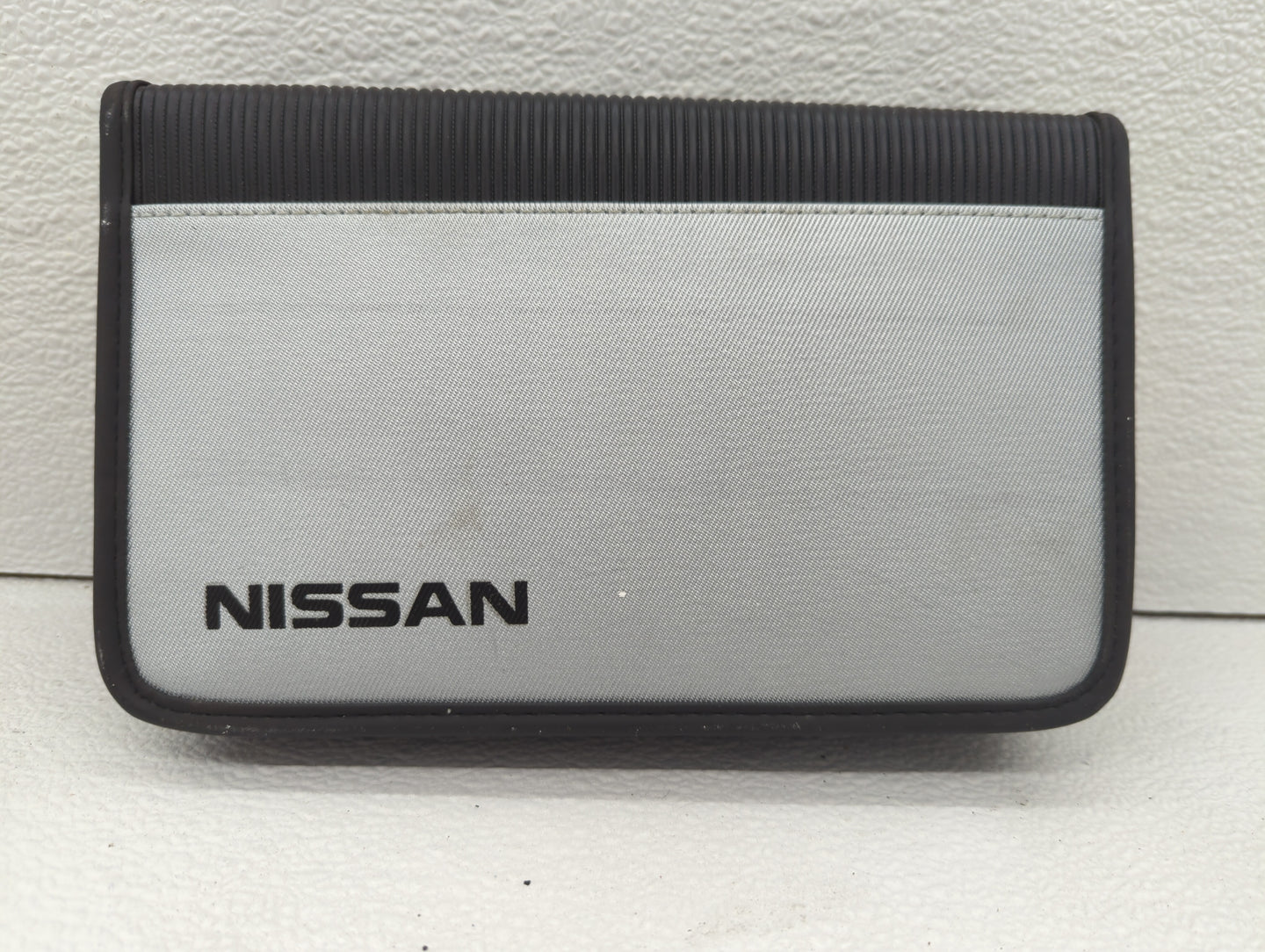 2010 Nissan Maxima Owners Manual Book Guide OEM Used Auto Parts - Oemusedautoparts1.com