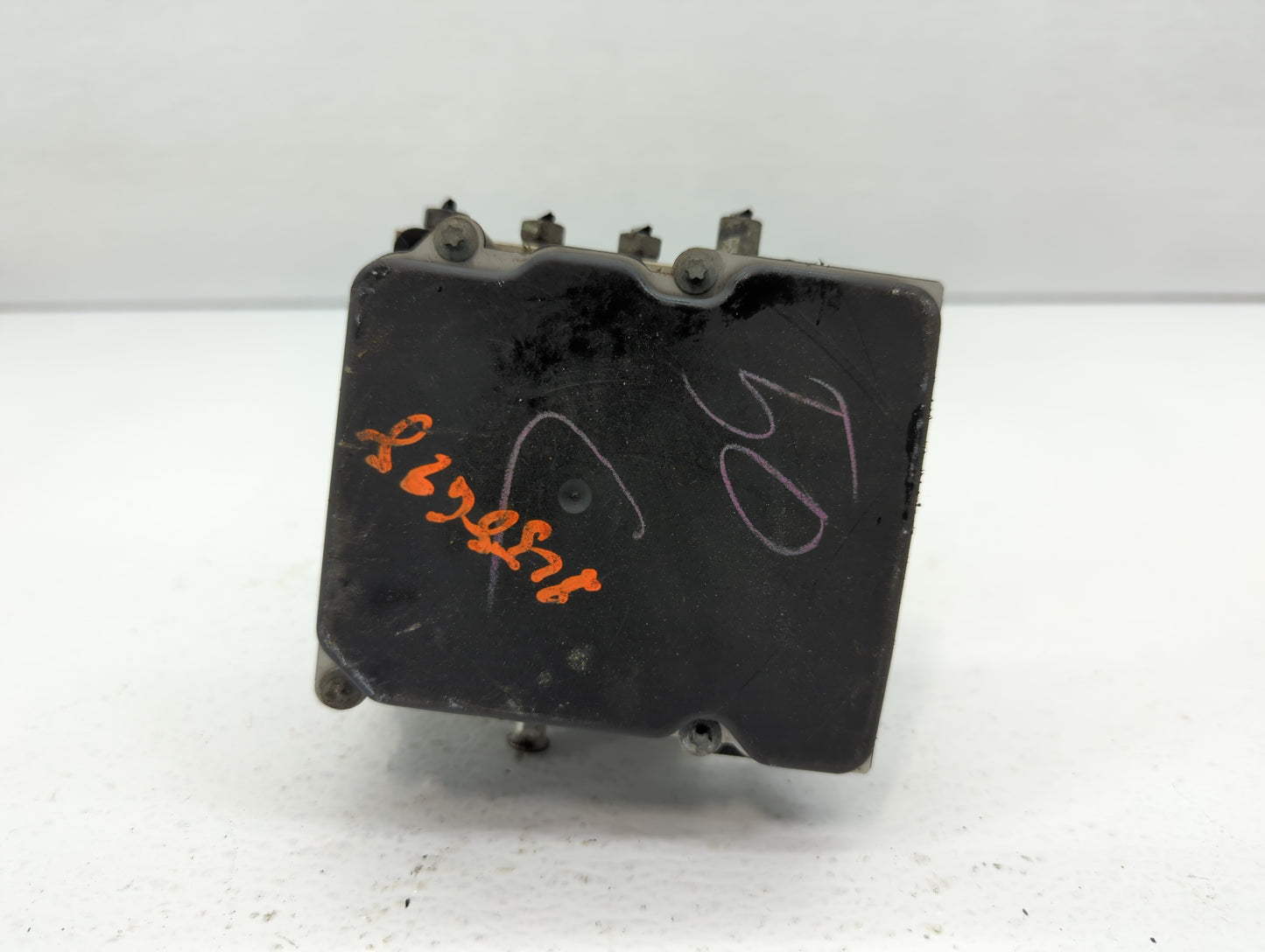 2009-2010 Nissan Maxima ABS Pump Control Module Replacement P/N:476609N00C 47660 9N00C Fits Fits 2009 2010 OEM Used Auto Par