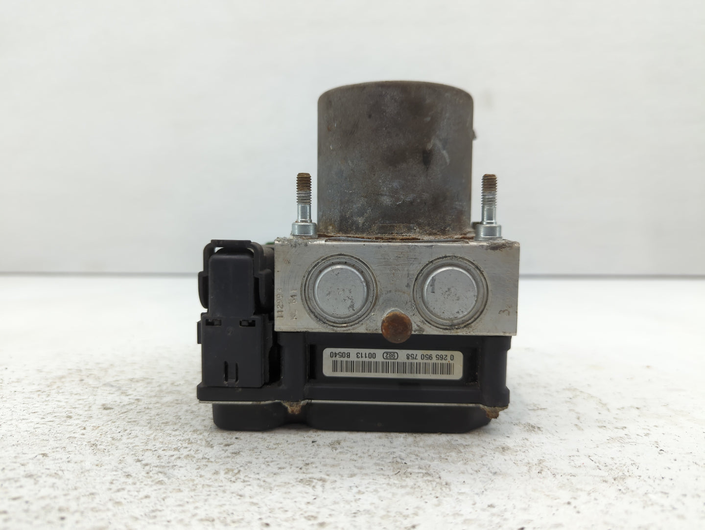 2009-2010 Nissan Maxima ABS Pump Control Module Replacement P/N:47660 9N00C 476609N00C Fits Fits 2009 2010 OEM Used Auto Par