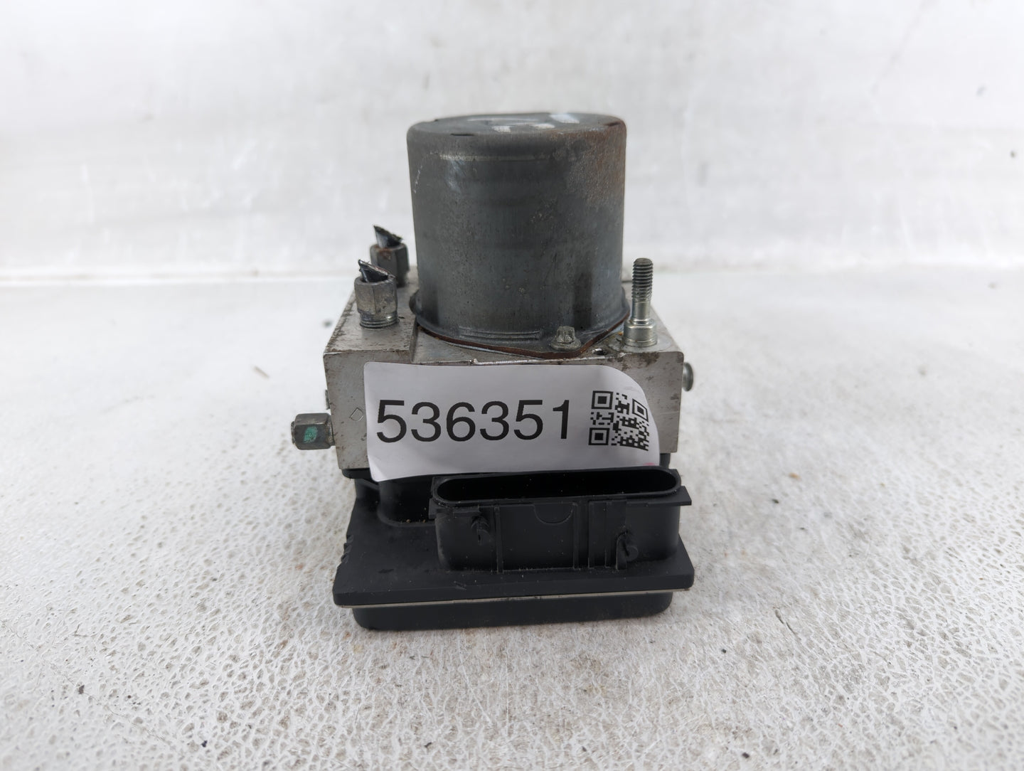 2009-2010 Nissan Maxima ABS Pump Control Module Replacement P/N:47060-9N00C Fits Fits 2009 2010 OEM Used Auto Parts - Oemuse