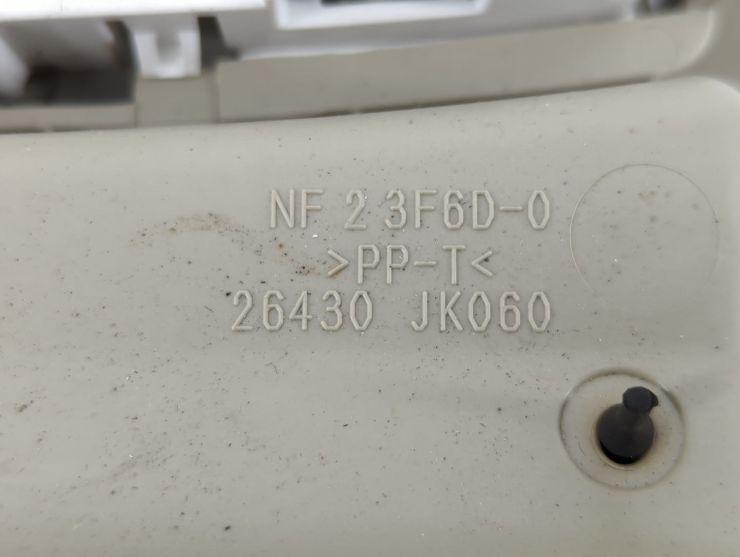 2010 Nissan Maxima Overhead Roof Console - Oemusedautoparts1.com