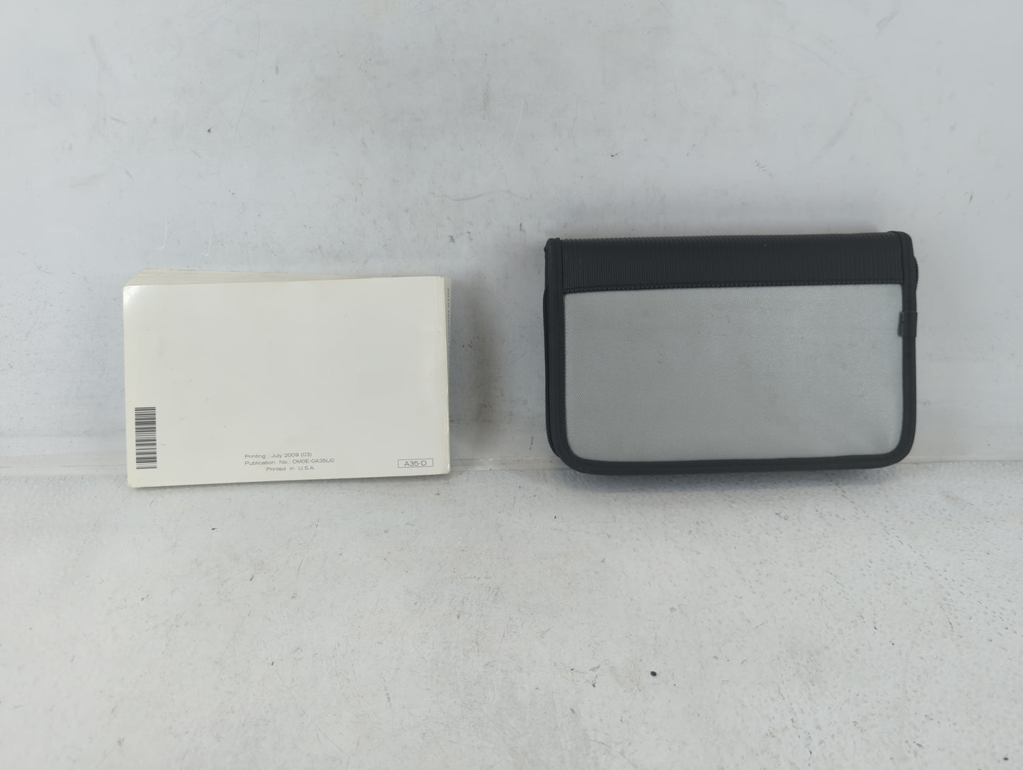 2010 Nissan Maxima Owners Manual Book Guide P/N:OM0E-0A35U0 OEM Used Auto Parts - Oemusedautoparts1.com