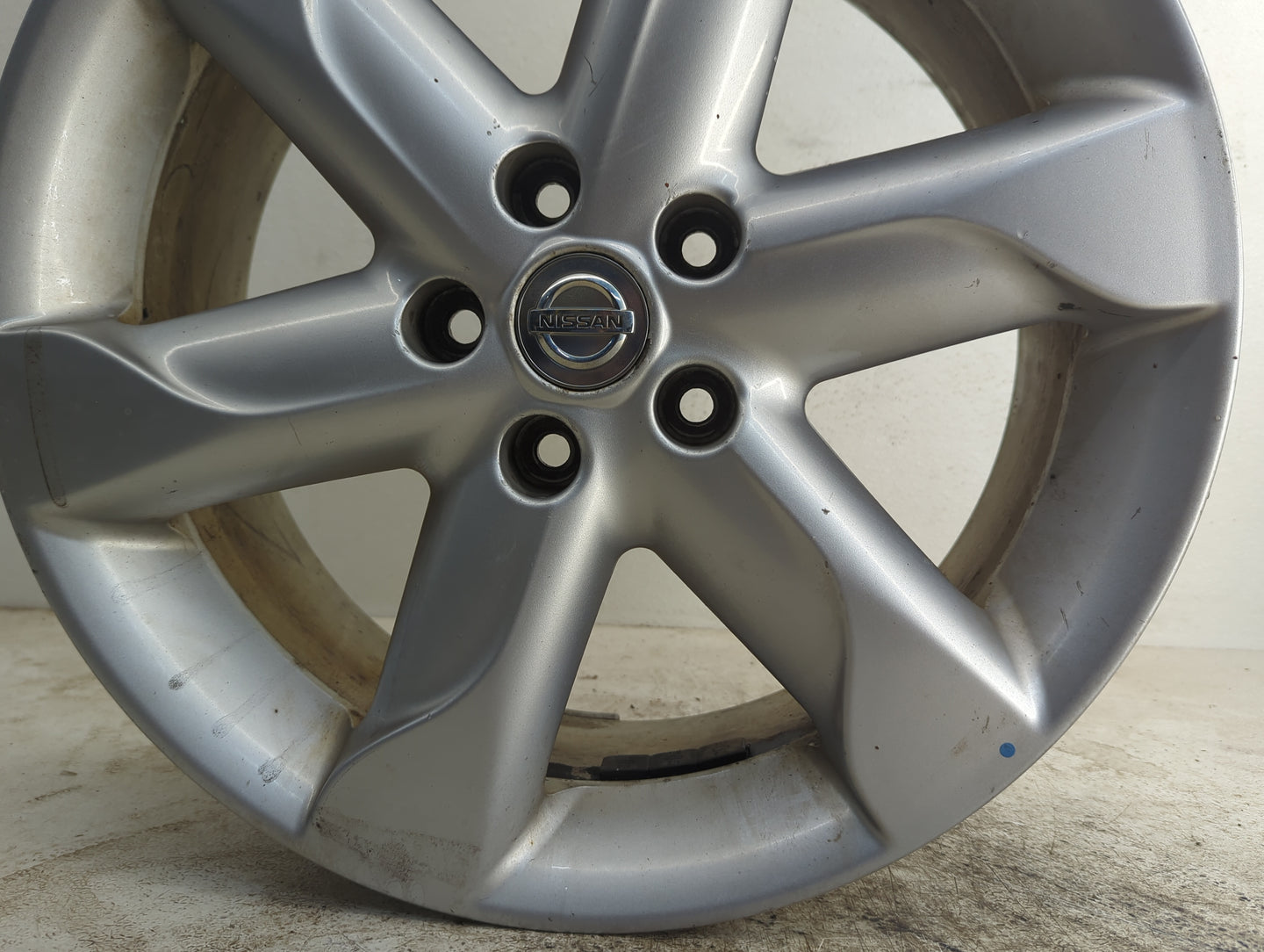 2009-2010 Nissan Murano Oem Wheel Rim - Oemusedautoparts1.com