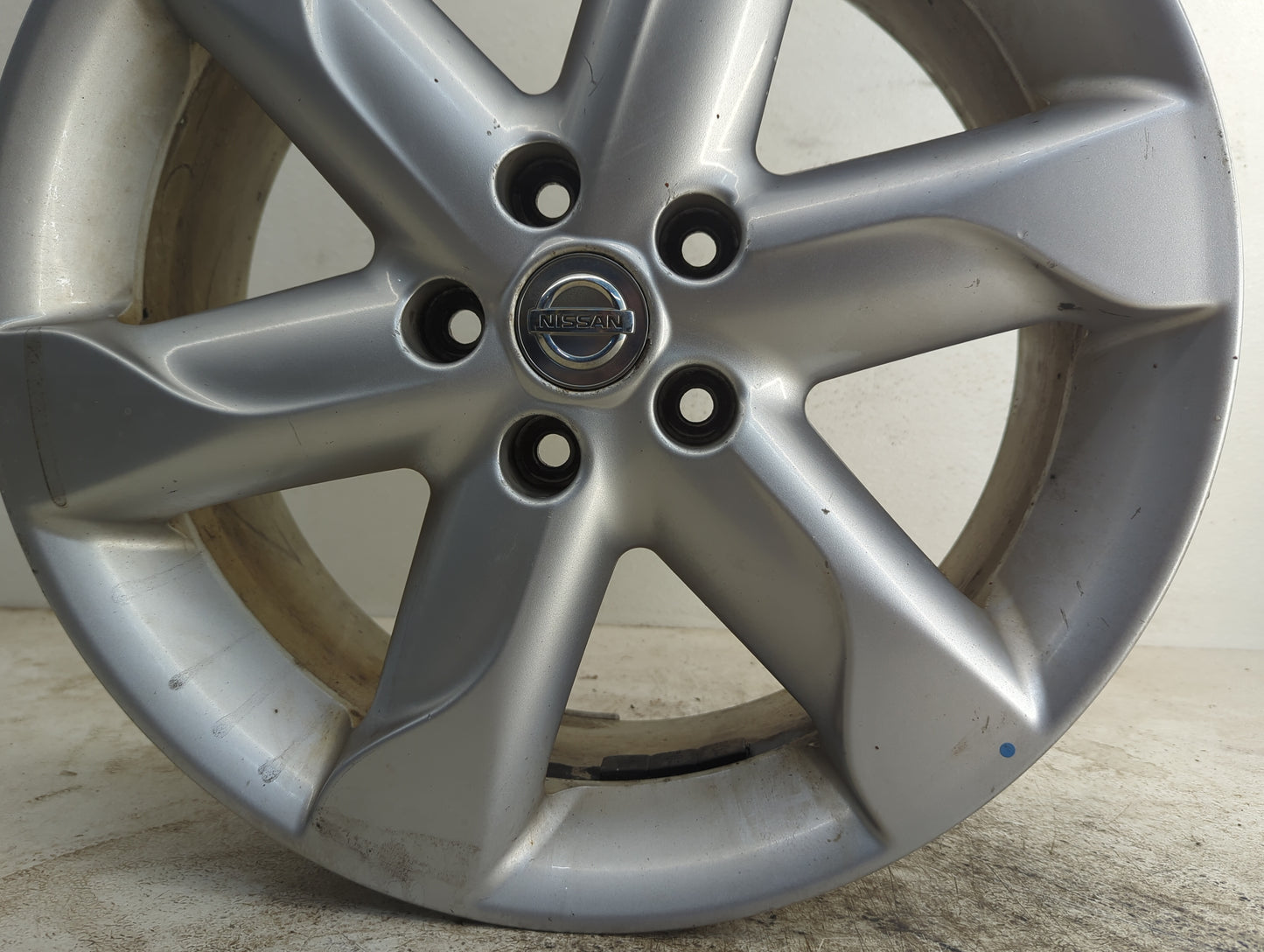2009-2010 Nissan Murano Oem Wheel Rim - Oemusedautoparts1.com