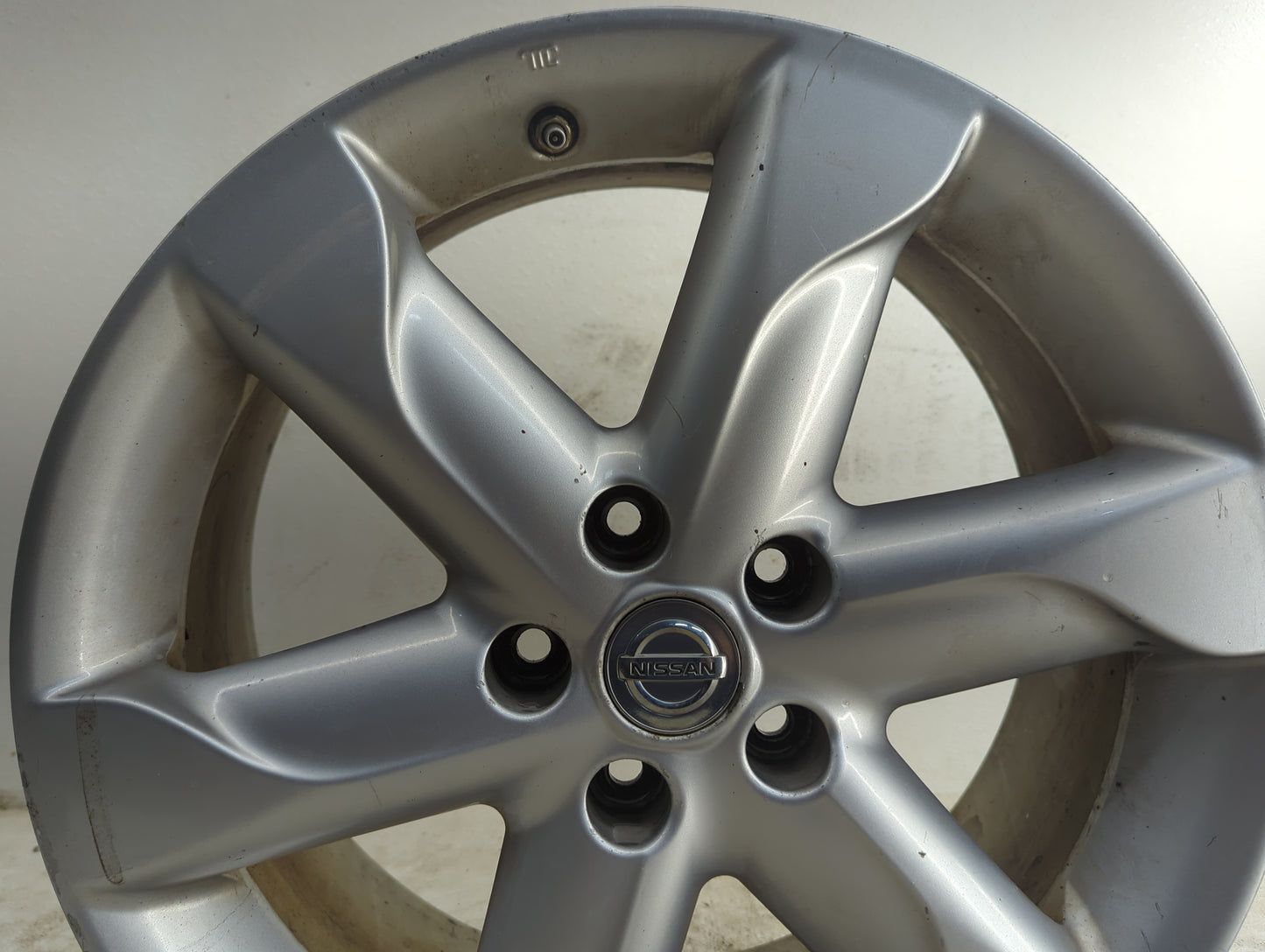 2009-2010 Nissan Murano Oem Wheel Rim - Oemusedautoparts1.com