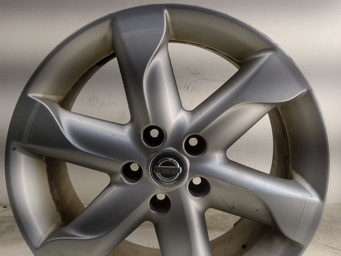 2009-2010 Nissan Murano Oem Wheel Rim - Oemusedautoparts1.com