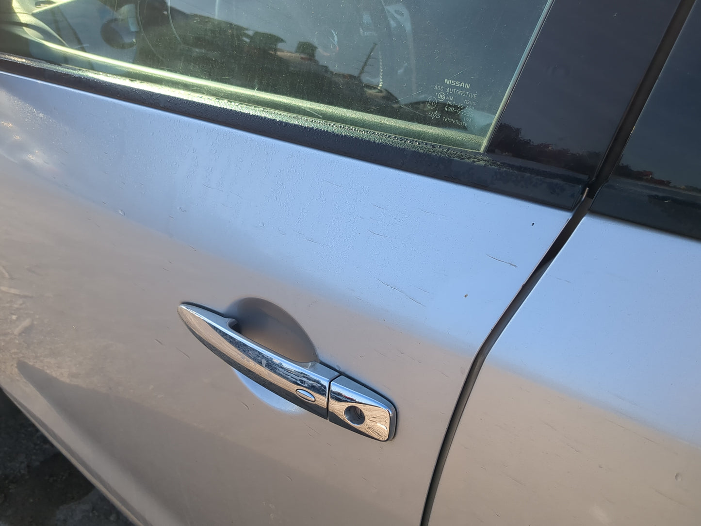 2010-2010 Nissan Murano Driver Front Door Oem - Oemusedautoparts1.com