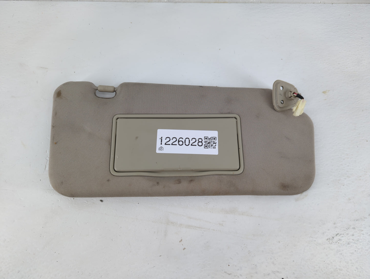 2009-2014 Nissan Murano Sun Visor Shade Replacement Passenger Right Mirror Fits Fits 2009 2010 2011 2012 2013 2014 OEM Used 