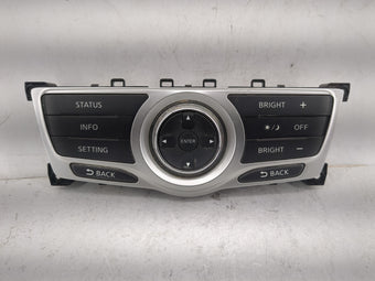 compare product 2009-2010 Nissan Murano Radio Control Panel