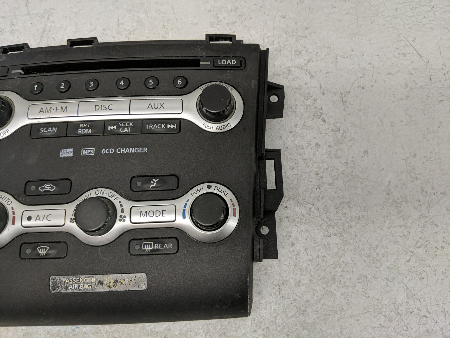2010-2010 Nissan Murano Radio Control Panel - Oemusedautoparts1.com