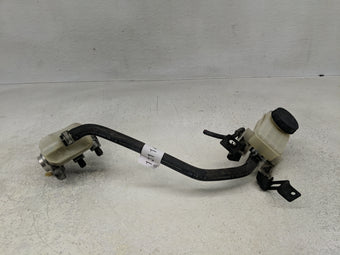 compare product 2009-2014 Nissan Murano Brake Master Cylinder 1311462