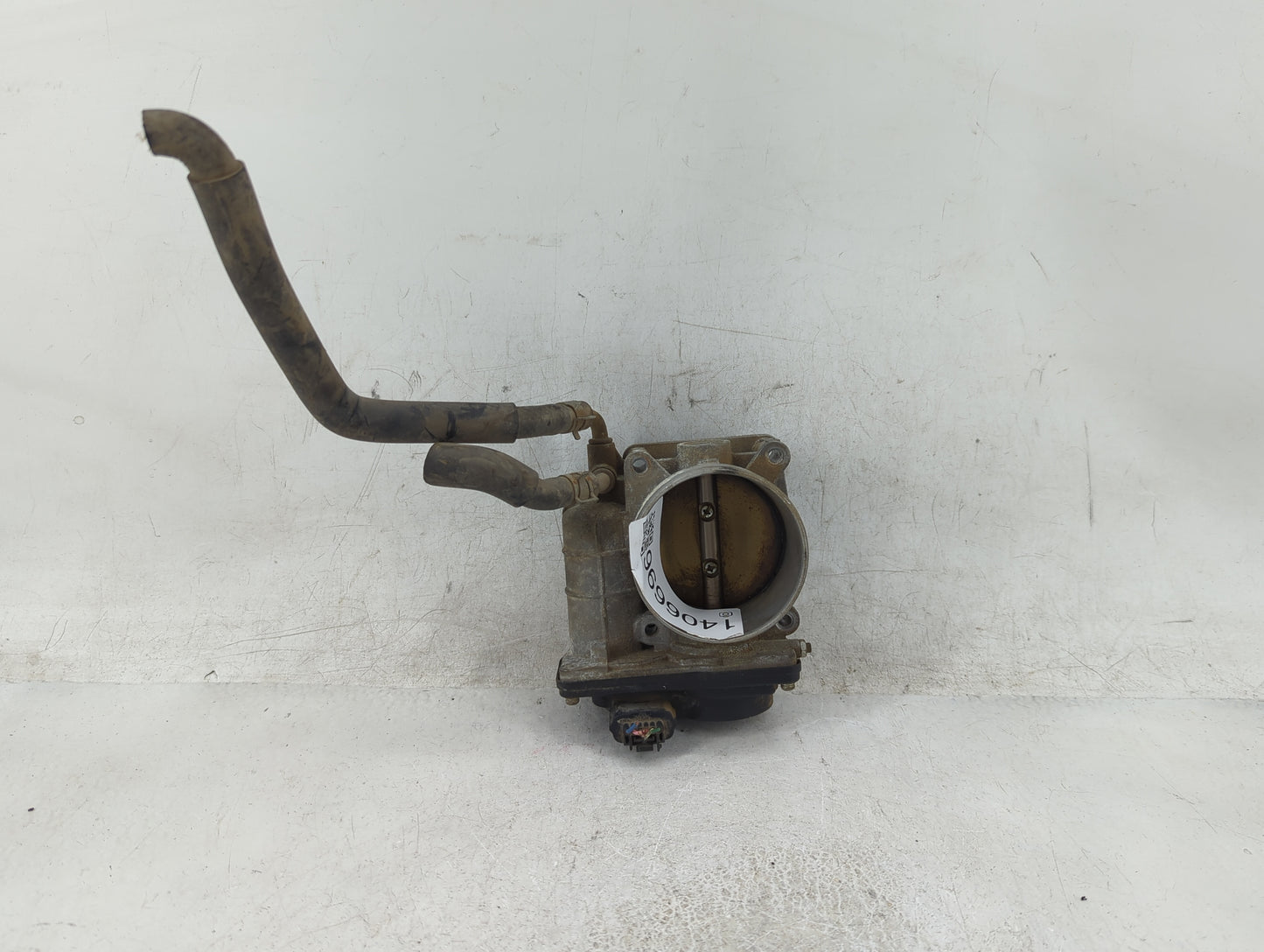 2009-2014 Nissan Murano Throttle Body P/N:526-01 Fits Fits 2007 2008 2009 2010 2011 2012 2013 2014 OEM Used Auto Parts - Oem