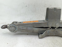 2010 Nissan Murano Spare Scissor Car Jack 1409504 - Oemusedautoparts1.com