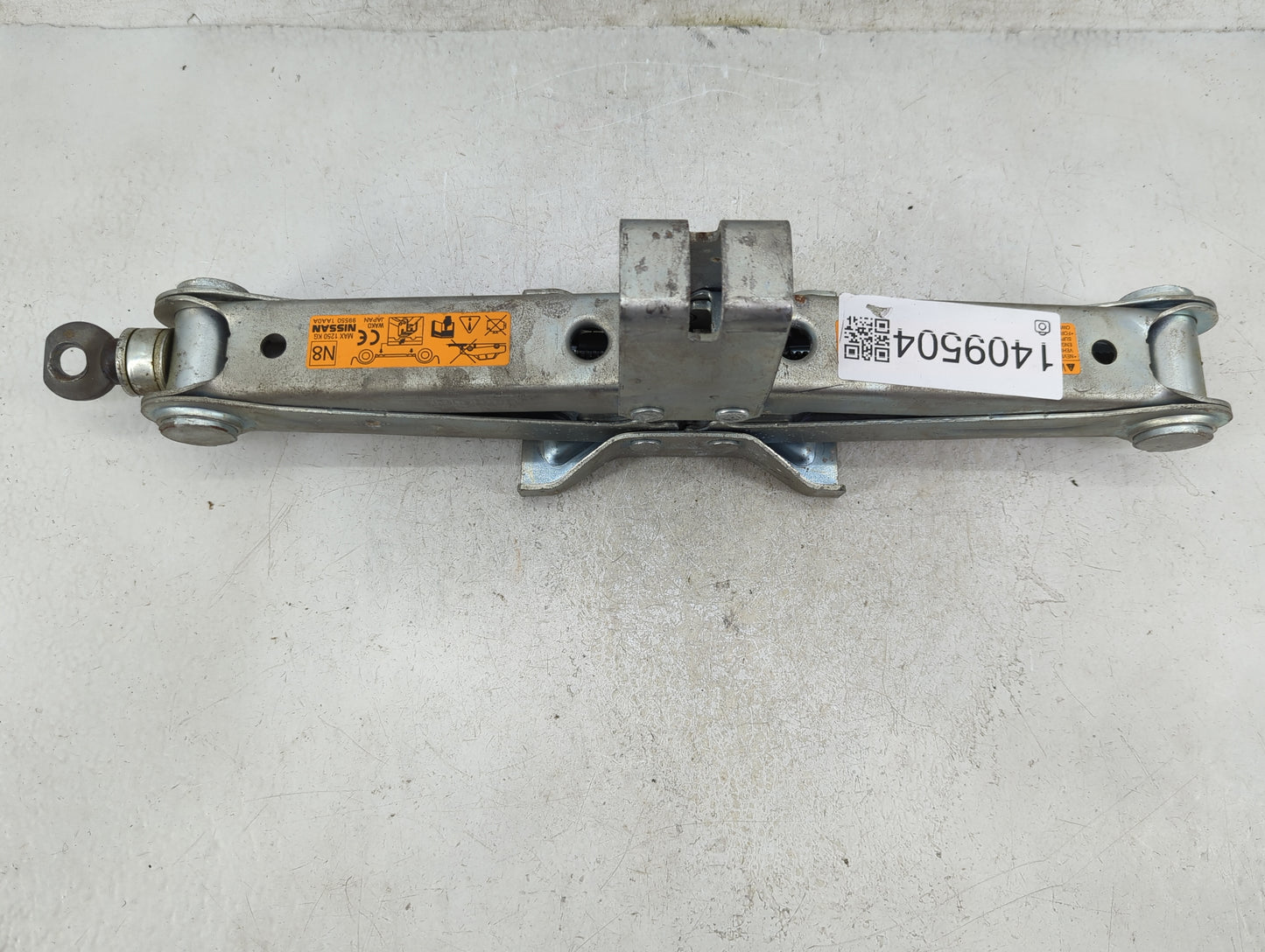 2010 Nissan Murano Spare Scissor Car Jack 1409504 - Oemusedautoparts1.com