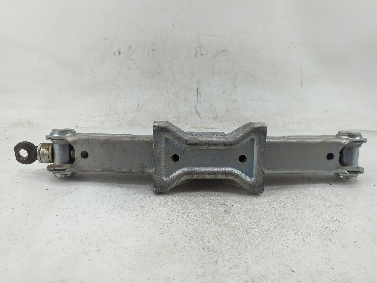 2010 Nissan Murano Spare Scissor Car Jack - Oemusedautoparts1.com