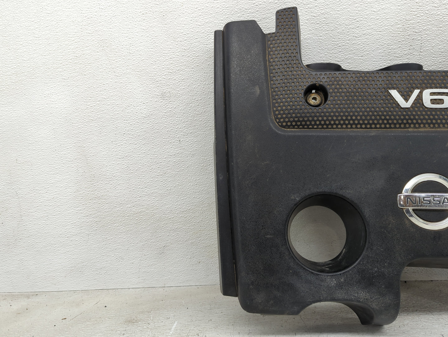 2010 Nissan Murano Engine Cover - Oemusedautoparts1.com