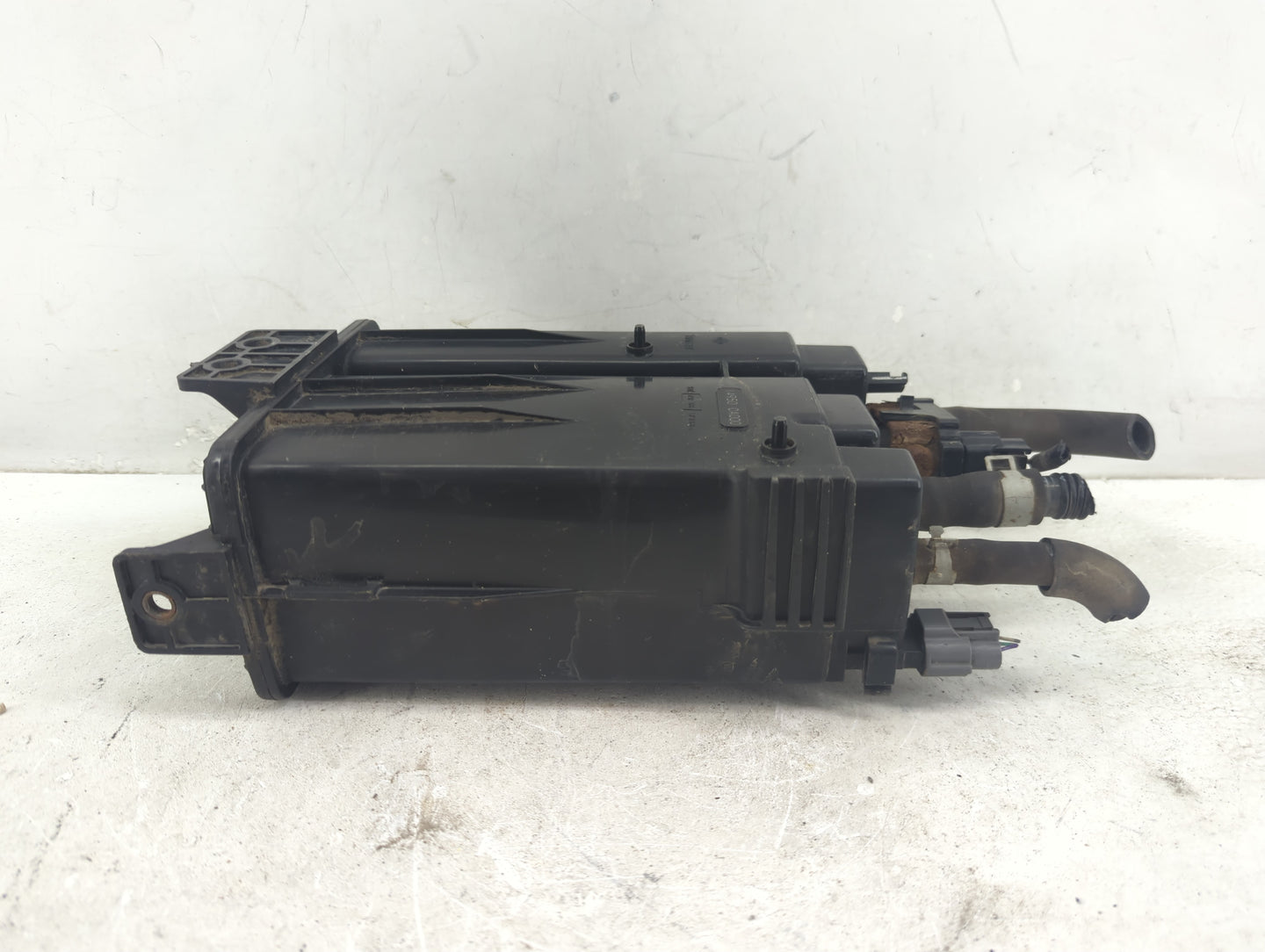 2010 Nissan Murano Fuel Vapor Charcoal Canister - Oemusedautoparts1.com