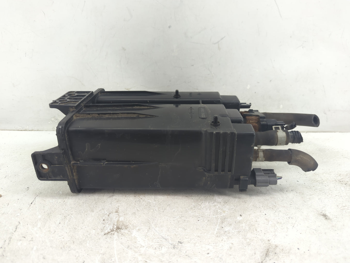 2010 Nissan Murano Fuel Vapor Charcoal Canister - Oemusedautoparts1.com