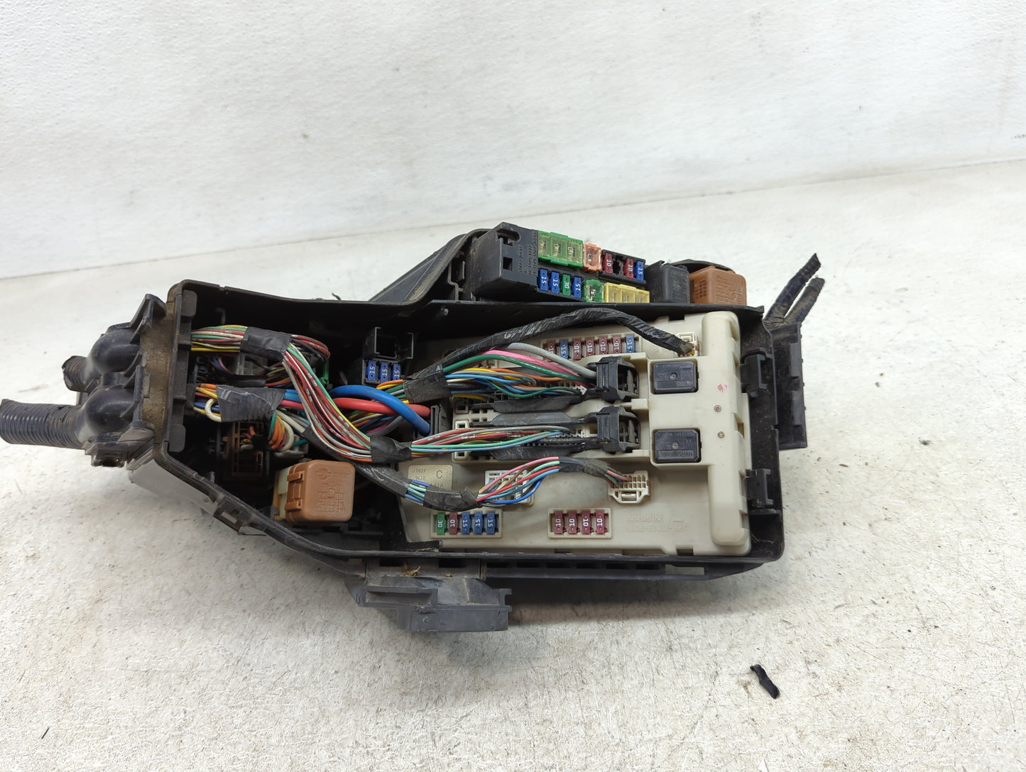 2010 Nissan Murano Fusebox Fuse Box Panel Relay Module P/N:284B71AA1A Fits Fits 2003 2004 2005 OEM Used Auto Parts - Oemused