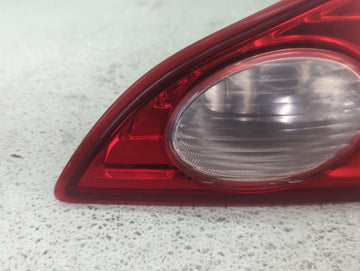 2009-2010 Nissan Murano Tail Light Assembly Passenger Right OEM P/N:E423266 Fits Fits 2009 2010 OEM Used Auto Parts