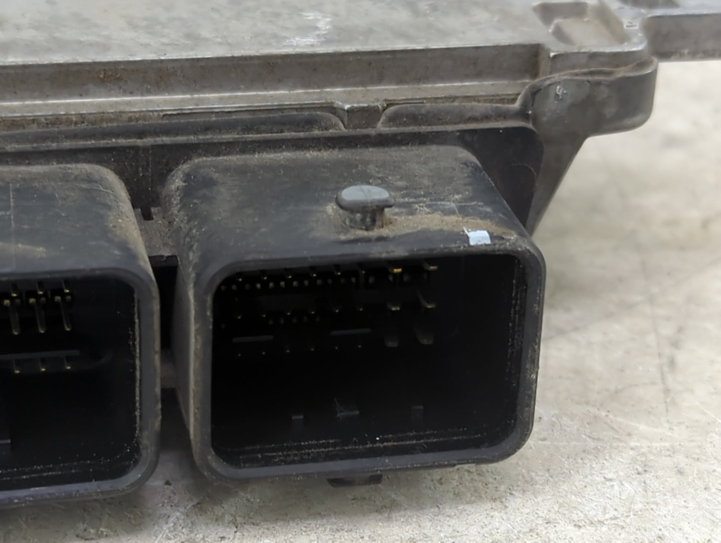 2010 Nissan Murano PCM Engine Control Computer ECU ECM PCU OEM P/N:MEC118-040 C1 Fits OEM Used Auto Parts - Oemusedautoparts