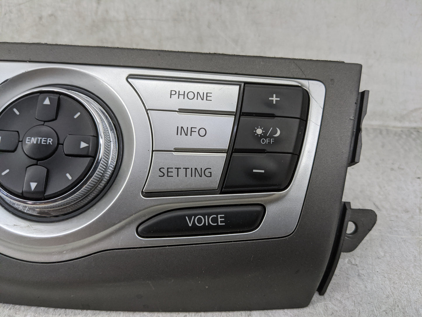 2009-2012 Nissan Murano Information Display Screen 1475907 - Oemusedautoparts1.com