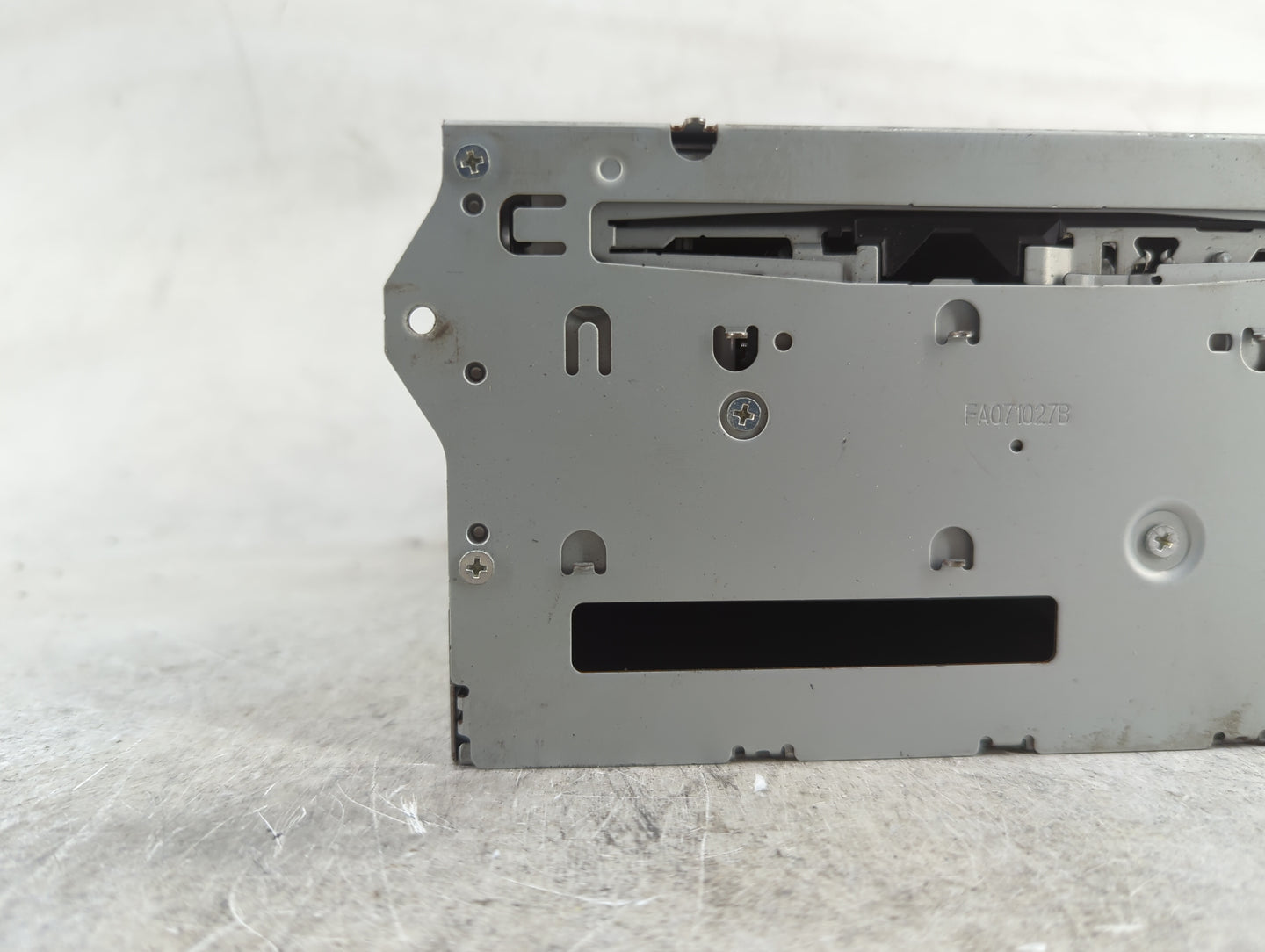 2009-2010 Nissan Murano Radio AM FM Cd Player Receiver Replacement P/N:25915-1AA1A CQ-EN0702AKA Fits Fits 2009 2010 OEM Used