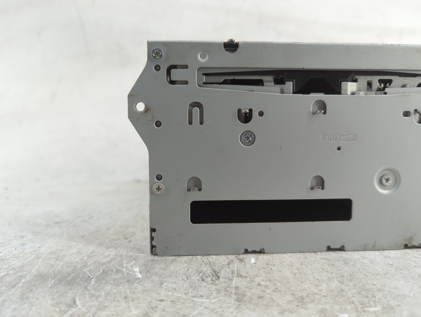 2009-2010 Nissan Murano Radio AM FM Cd Player Receiver Replacement P/N:25915-1AA1A CQ-EN0702AKA Fits Fits 2009 2010 OEM Used