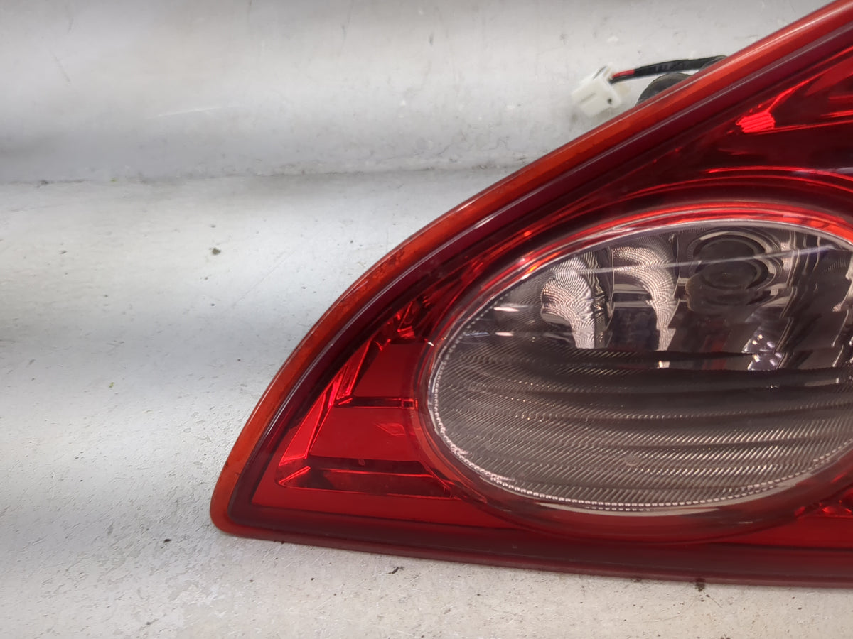 2009-2010 Nissan Murano Passenger Right Side Deck Lid Mounted Tail Light 1512066 - Oemusedautoparts1.com